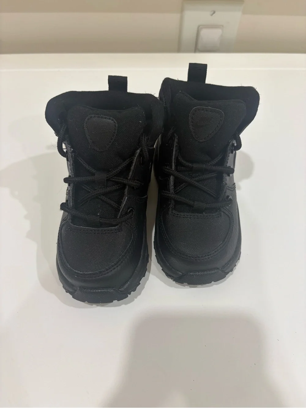 Nike Kids Black High-Top Trail Boots